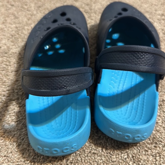 Blue crocs - Picture 2 of 4